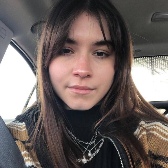 olivia_airhart